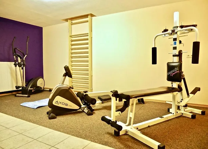 Gruenes Herz בית הארחה